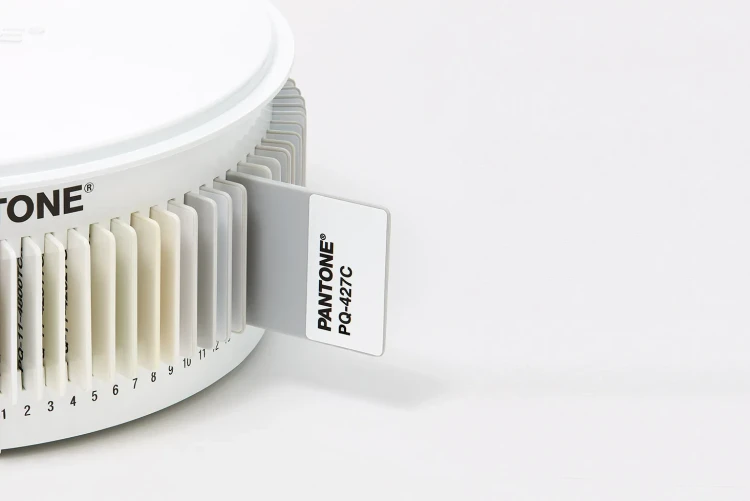 Wzornik kolorów PANTONE Plastics Tints and Tones Collection PTTC100
