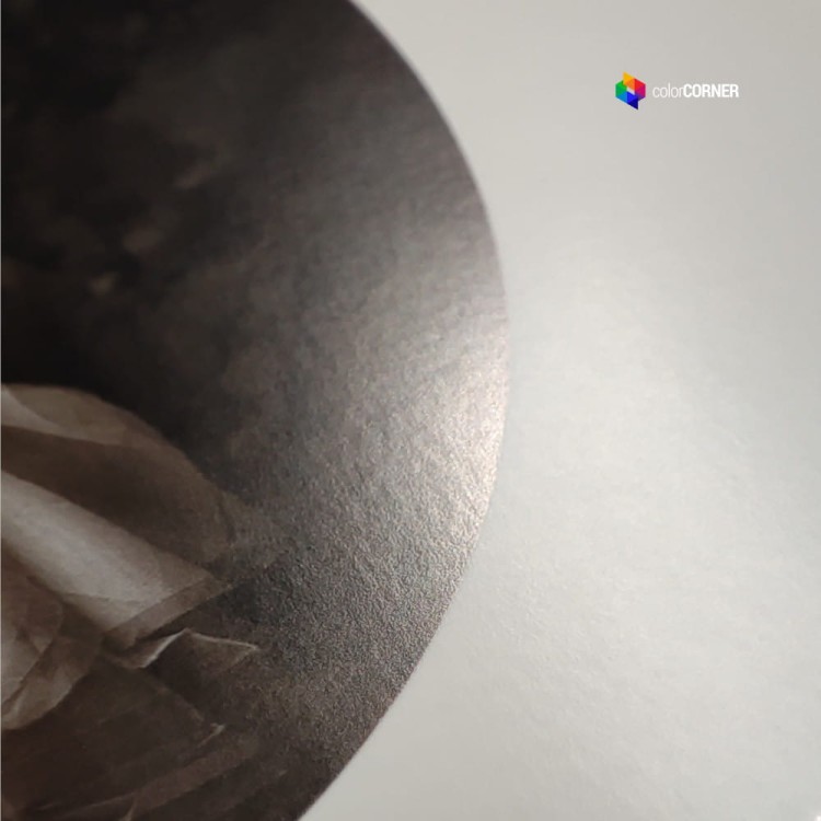 Papier fotograficzny do zdjęć czarno białych ILFORD GALERIE Mono Silk Warmtone 250