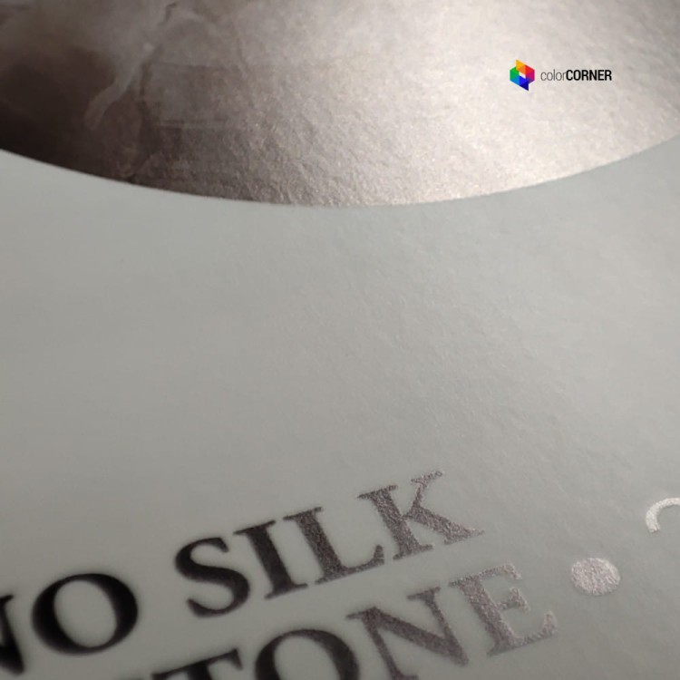 Papier fotograficzny do zdjęć czarno białych ILFORD GALERIE Mono Silk Warmtone 250
