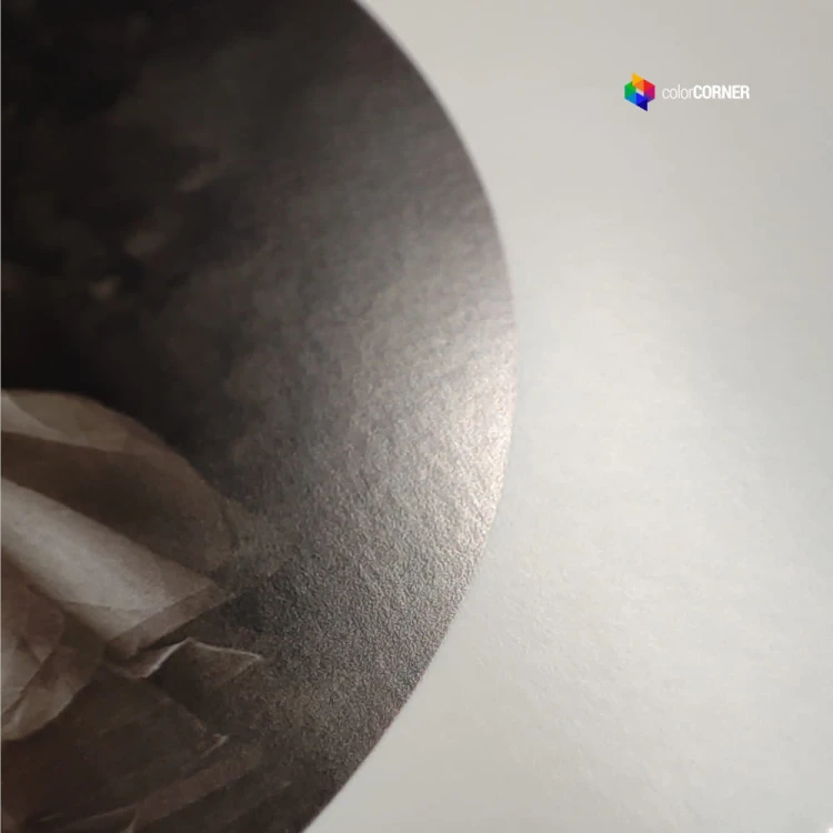 Papier fotograficzny do zdjęć czarno białych ILFORD GALERIE Mono Silk Warmtone 250