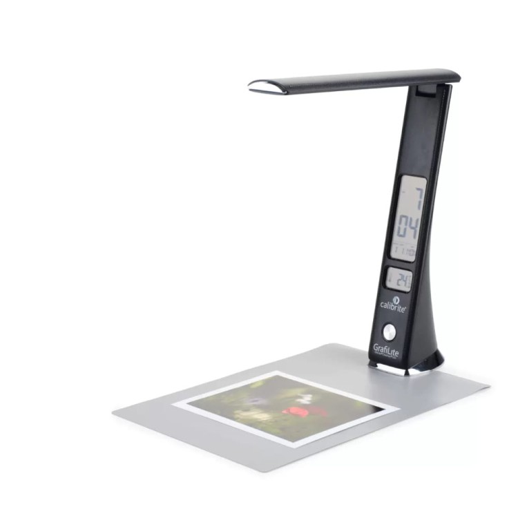 Profesjonalna lampa CALIBRITE GrafiLite do wyboru i oceny kolorów