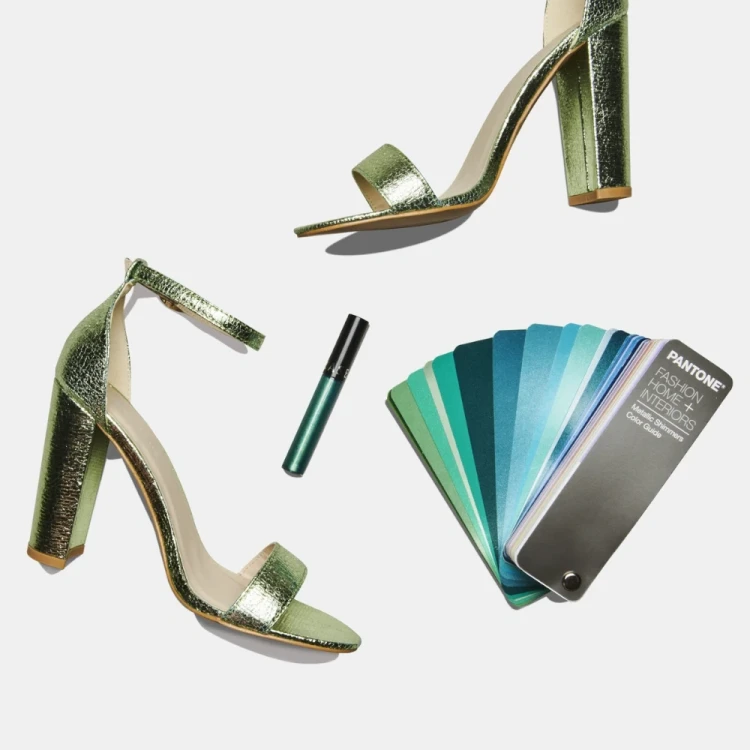 Wzornik paleta kolorów PANTONE Fashion, Home + Interiors FHI Metallic Shimmers Color Guide FHIP310B