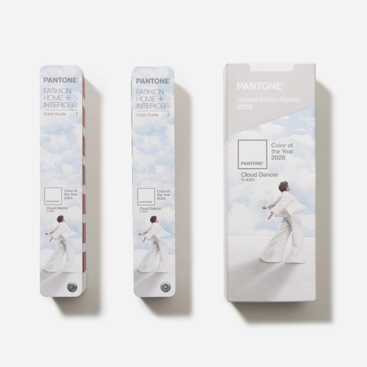 Wzornik kolorów PANTONE FHI Guide - edycja limitowana - kolor roku 2026: 11-4201 Cloud Dancer
