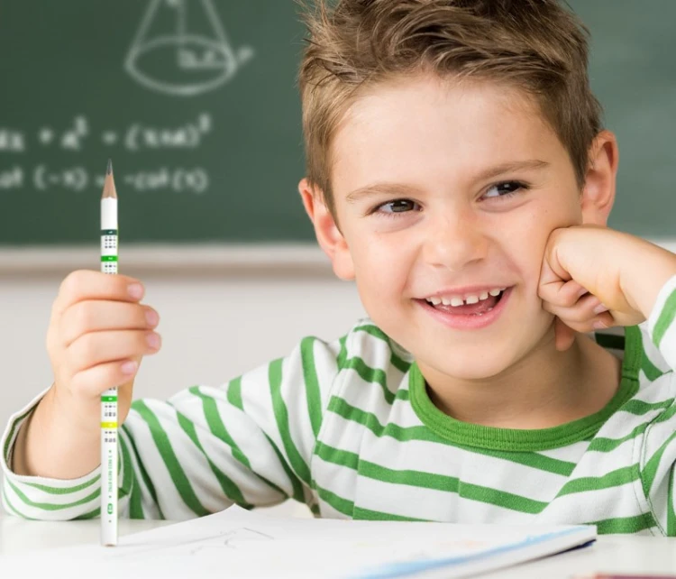 Ołówek Cricco trójkątny tabliczka mnożenia HB – zdjęcie 4