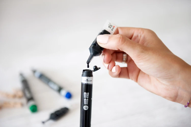Marker permanentny MEMOBE ścięta końc.kolor czarny – zdjęcie 5