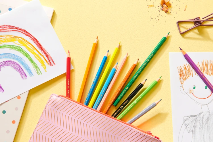 Kredki zamek 12 kol. opakowanie karton Faber-Castell – zdjęcie 2