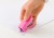 Zszywacz mini Novus różowy + zszywki 24/6 blister – zdjęcie 3