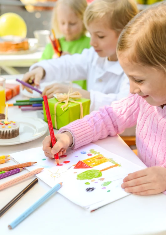 Kredki jumbo grip 12 kol. opakowanie karton + temperówka Faber-Castell – zdjęcie 5