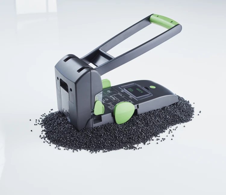 Dziurkacz Novus B2200 re+new z plastiku z recyklingu blokowy czarny – zdjęcie 5